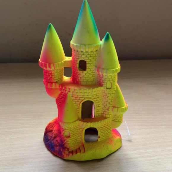 Fish tank castle ornament